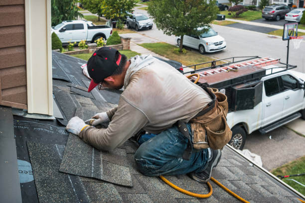 Professional Flat Roof Repair technician working in Utica, MS